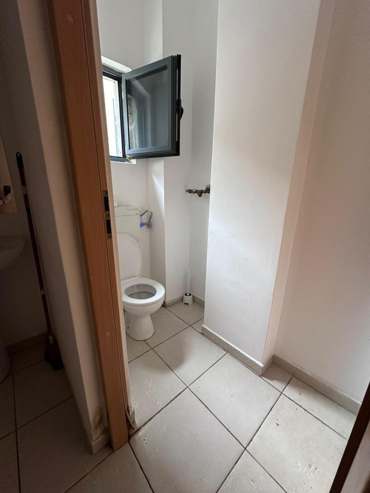 Heights Accommodation Unirii Free Parking Zone 부쿠레슈티 외부 사진