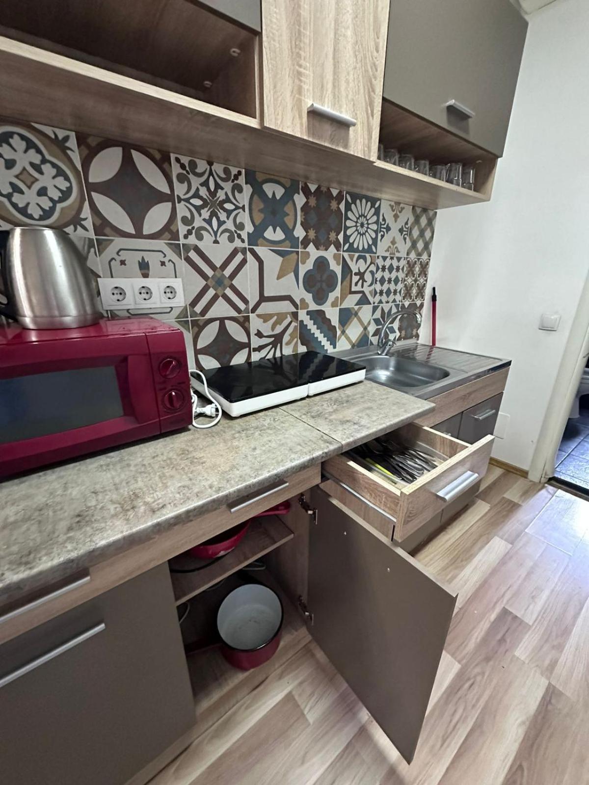 Heights Accommodation Unirii Free Parking Zone 부쿠레슈티 외부 사진