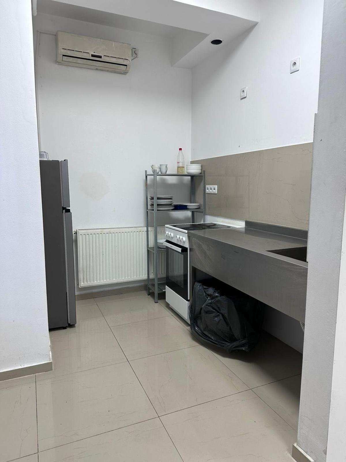 Heights Accommodation Unirii Free Parking Zone 부쿠레슈티 외부 사진