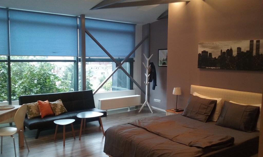 Heights Accommodation Unirii Free Parking Zone 부쿠레슈티 객실 사진