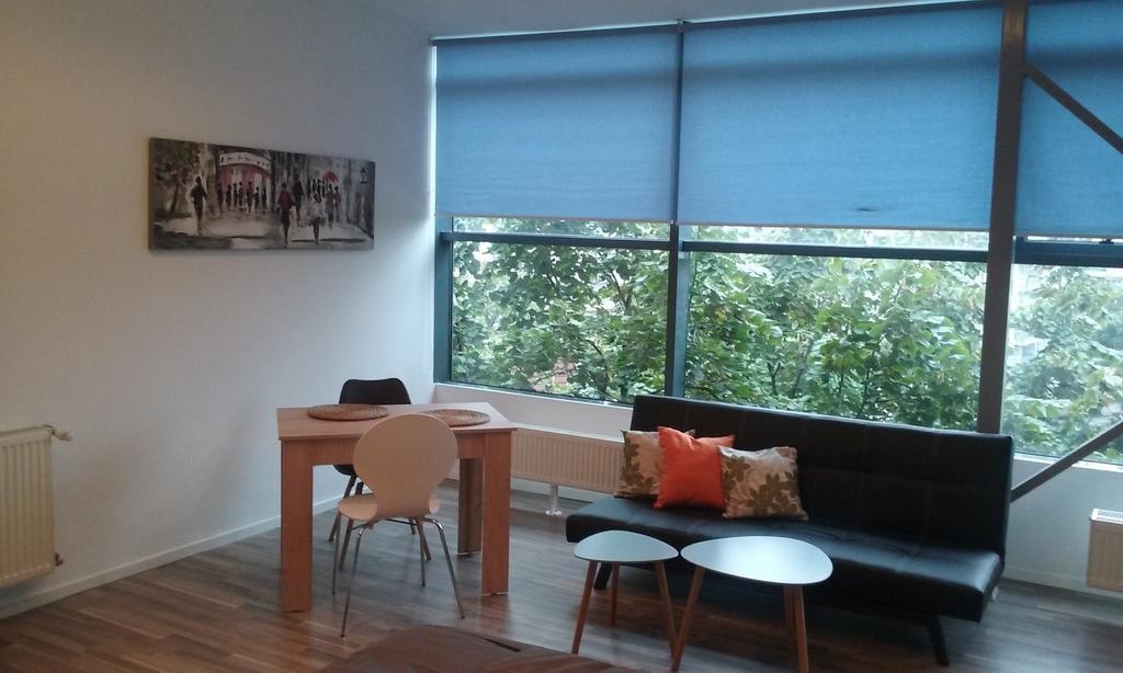 Heights Accommodation Unirii Free Parking Zone 부쿠레슈티 객실 사진