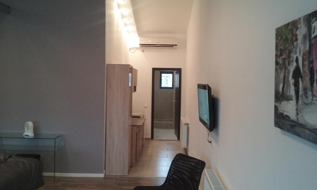 Heights Accommodation Unirii Free Parking Zone 부쿠레슈티 객실 사진