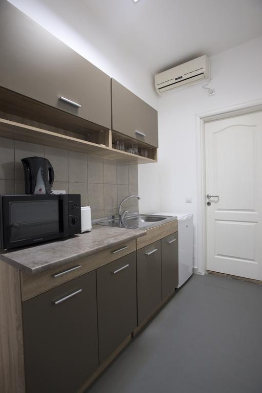 Heights Accommodation Unirii Free Parking Zone 부쿠레슈티 외부 사진
